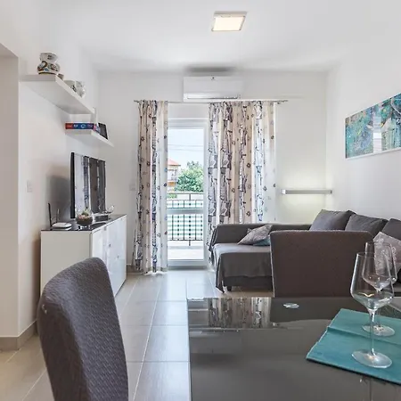 Amadeo Apartment Fazana Exterior photo
